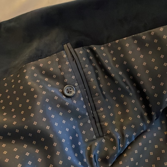 Men’s blazer in velvet by Chaps - Picture 7 of 8